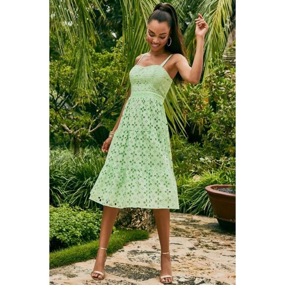 Lilly Pulitzer‎ Pistachio Green Flirty Floral Eyelet Majorie Eyelet Dress - Picture 1 of 10